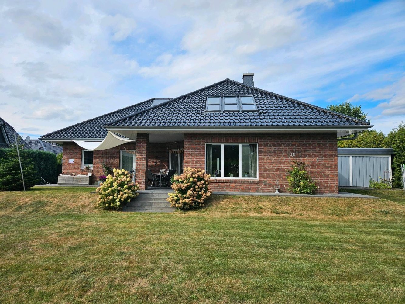 Bungalow de 5 dormitorios en Heidekreis, Germany No. 309716