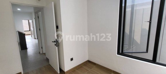 3 bedrooms House in Jakarta, Indonesia No. 1877 58