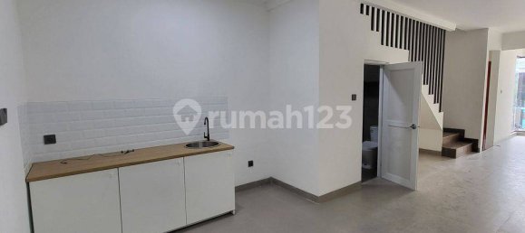 3 bedrooms House in Jakarta, Indonesia No. 1877 39