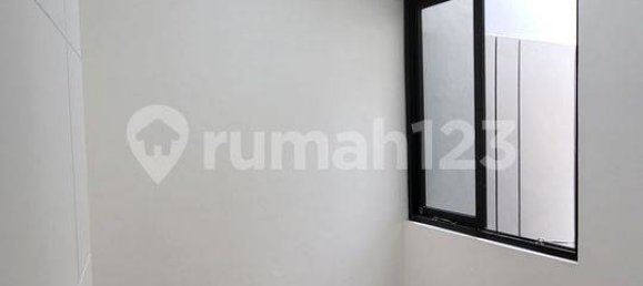 3 bedrooms House in Jakarta, Indonesia No. 1877 56