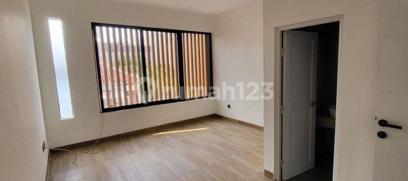 3 bedrooms House in Jakarta, Indonesia No. 1877 48