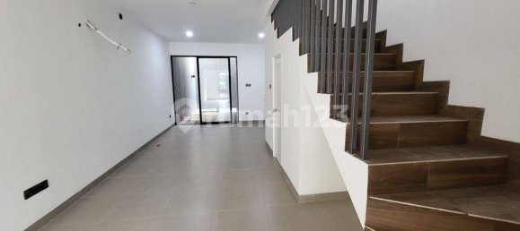 3 bedrooms House in Jakarta, Indonesia No. 1877 32