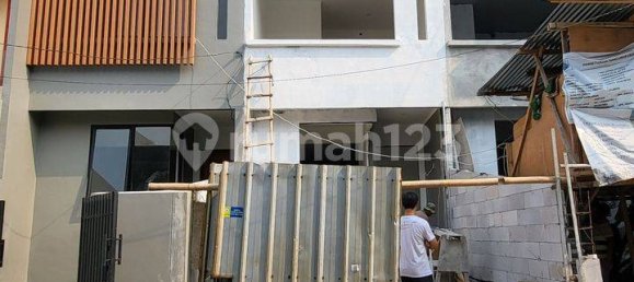 3 bedrooms House in Jakarta, Indonesia No. 1877 31