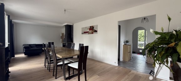 5 bedrooms House in Le Chatelet-en-Brie, France No. 286765 3