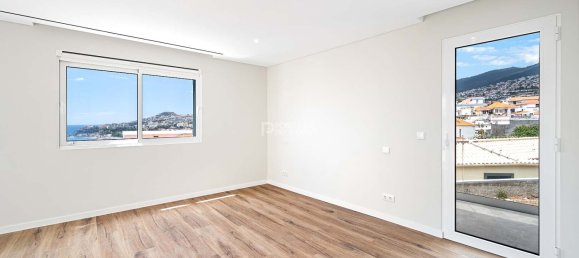 4 bedrooms Villa in Funchal, Portugal No. 122594 32