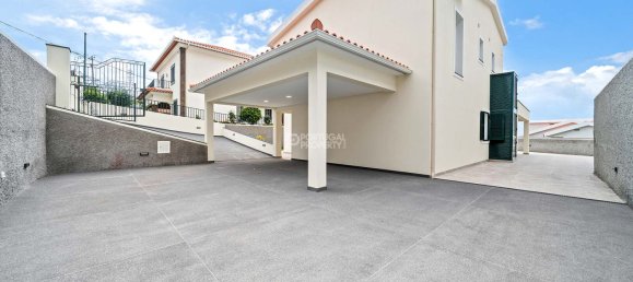 4 bedrooms Villa in Funchal, Portugal No. 122594 43