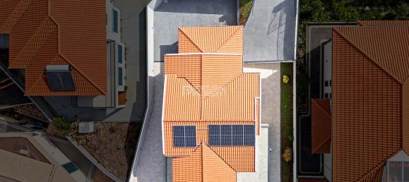 4 bedrooms Villa in Funchal, Portugal No. 122594 4