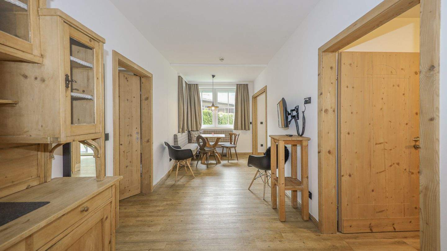 4-salle Appartement à Kitzbuhel, Austria No. 63021