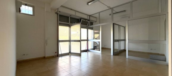 3 rooms Office in Catanzaro, Italy No. 381114 12