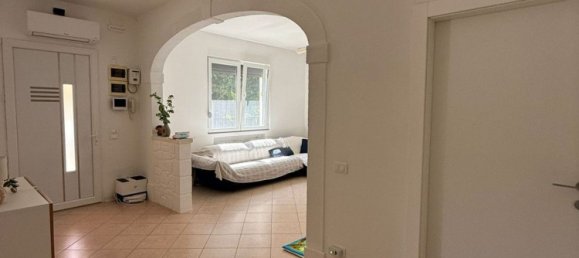 4 bedrooms Apartment in Villa del Conte, Italy No. 314029 6