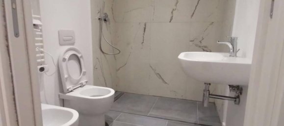 2 rooms Apartment in Rome, Italy No. 28835 32