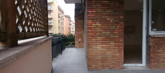 2 rooms Apartment in Rome, Italy No. 28835 16