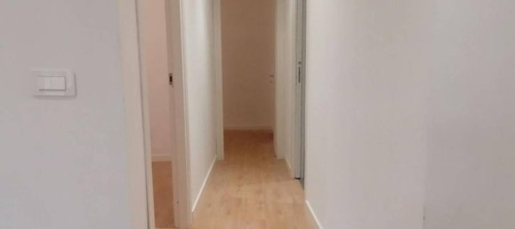 2 rooms Apartment in Rome, Italy No. 28835 6