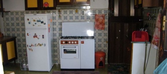 Квартира с 4 спальнями в Вико нель Лацио, Италия № 115604 7