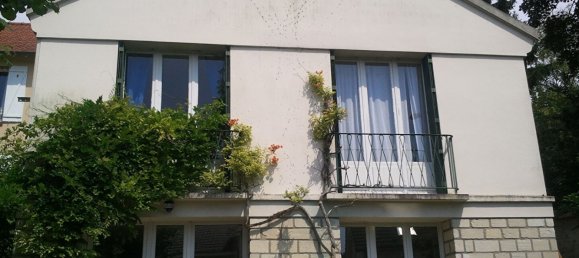 5 bedrooms House in Saint-Germain-en-Laye, France No. 297977 2