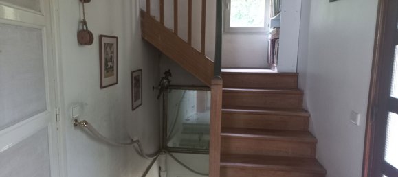 5 bedrooms House in Saint-Germain-en-Laye, France No. 297977 8