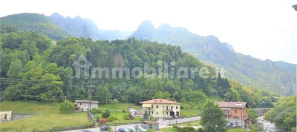 8 bedrooms House in San Giovanni Bianco, Italy No. 312511 14