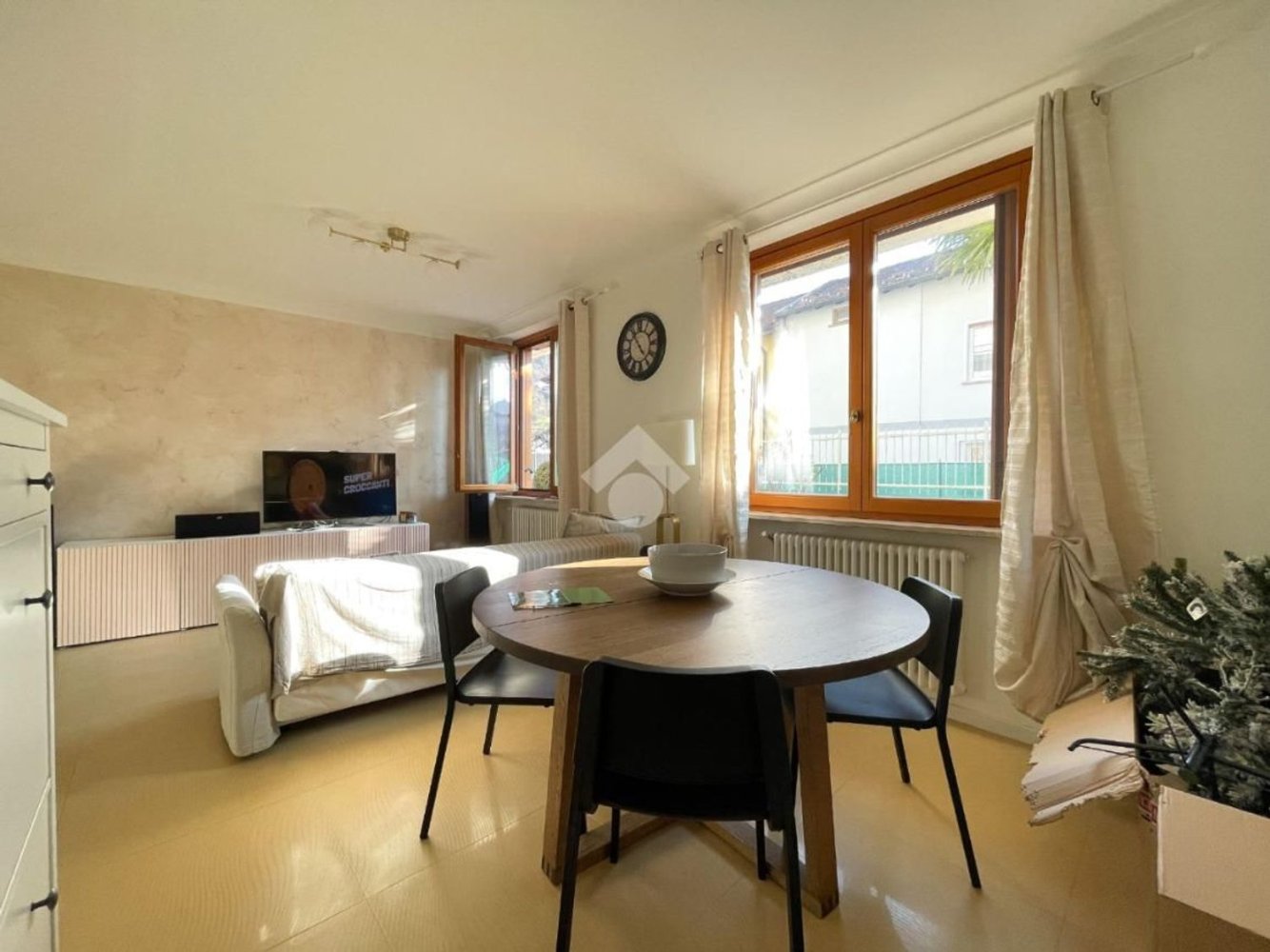 Apartamento de 4 divisões em Porto Ceresio, Italy N.º 76197