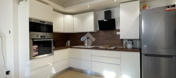 Apartamento de 4 divisões em Porto Ceresio, Italy N.º 76197 5