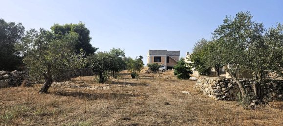 5 bedrooms House in Galatone, Italy No. 311022 21