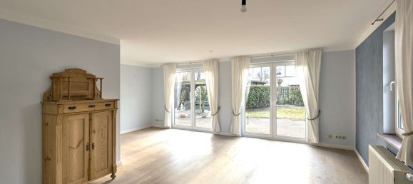 4 rooms House in Schleswig-Holstein, Germany No. 65071 2