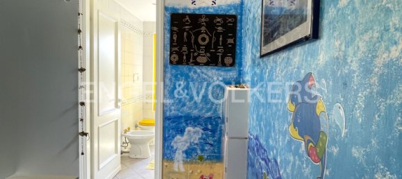 7 bedrooms Villa in Terracina, Italy No. 63852 11