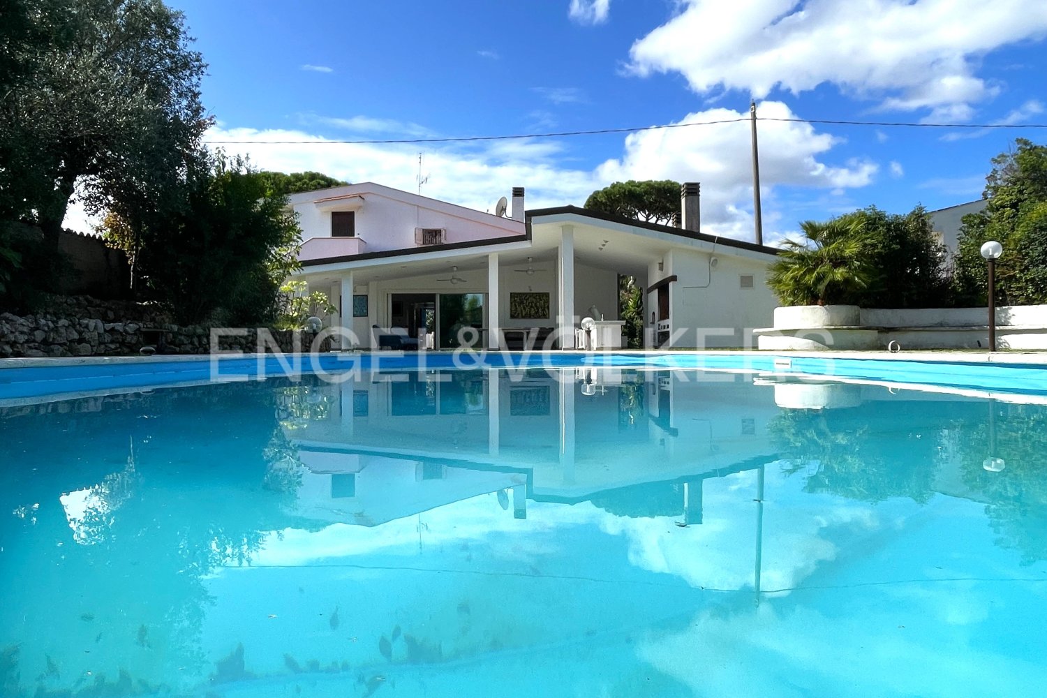7 bedrooms Villa in Terracina, Italy No. 63852