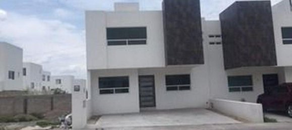 3 bedrooms House in Queretaro, Mexico No. 174377 2