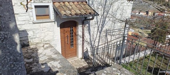 9-salle Maison à Carovilli, Italy No. 19273 7