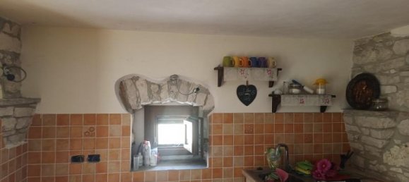 9-salle Maison à Carovilli, Italy No. 19273 19