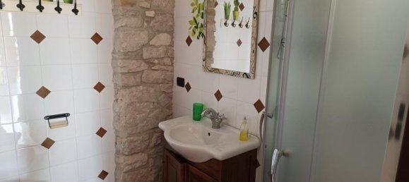 9-salle Maison à Carovilli, Italy No. 19273 12