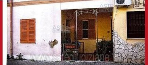 5 bedrooms Apartment in Latina, Italy No. 378003 32