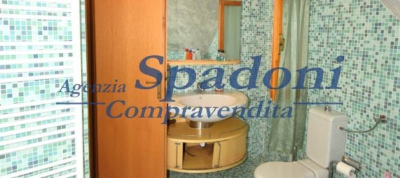 9-salle Villa à Marliana, Italy No. 48825 11