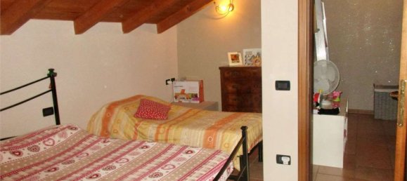 4 bedrooms Apartment in Corna Imagna, Italy No. 361129 12