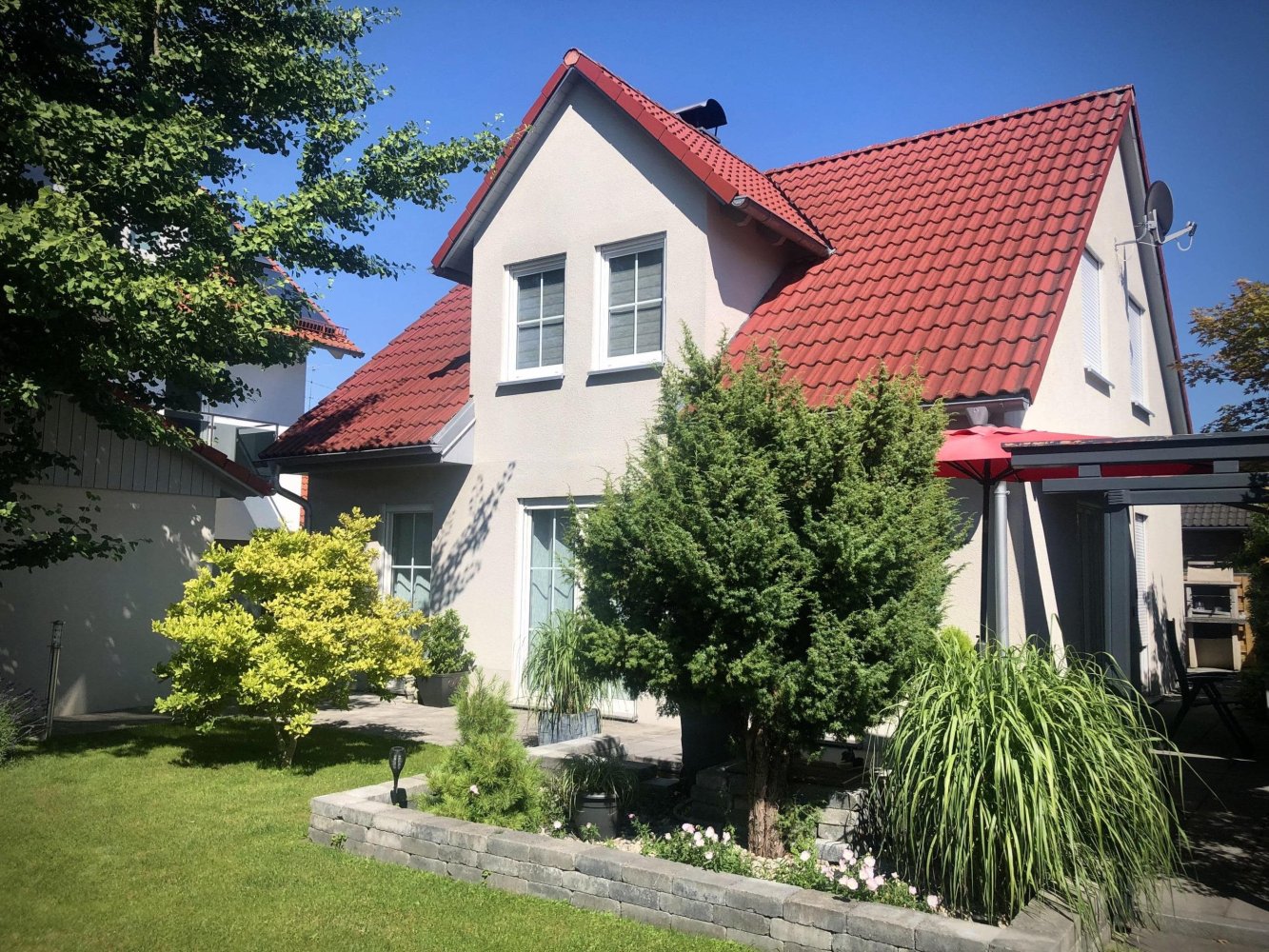 Дом с 3 спальнями в Фрайзинг, Германия № 184278