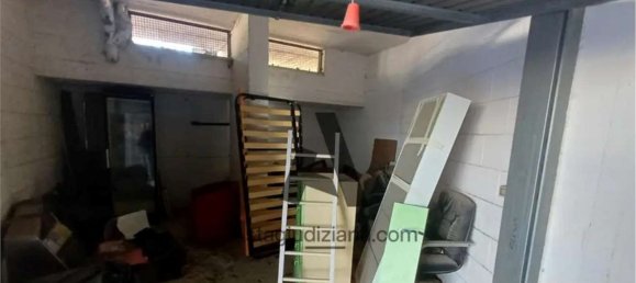 4 rooms Apartment in Rome, Italy No. 201470 7