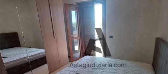 4 rooms Apartment in Rome, Italy No. 201470 14