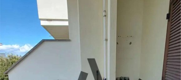 4 rooms Apartment in Rome, Italy No. 201470 5