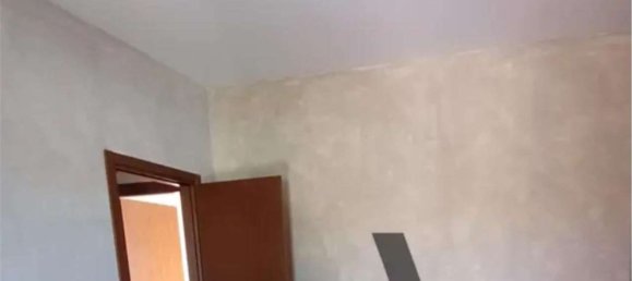 4 rooms Apartment in Rome, Italy No. 201470 16