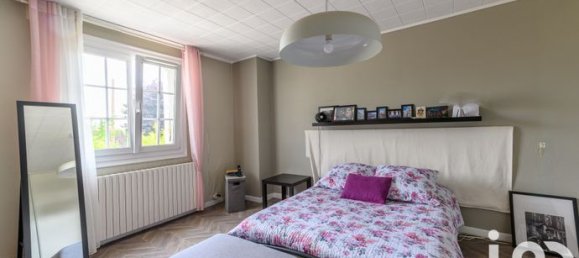 Casa de 4 dormitorios en Goussainville, France No. 354070 11