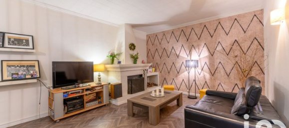 Casa de 4 dormitorios en Goussainville, France No. 354070 2