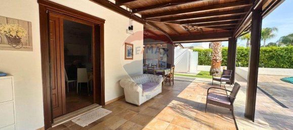 3غرفة فيلا في Campofelice di Roccella, Italy رقم 38541 8