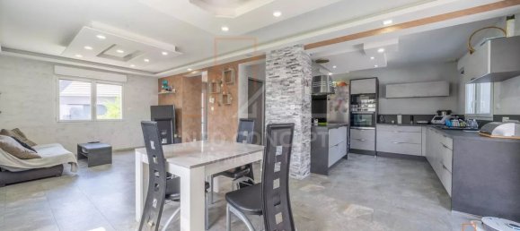 3 Schlafzimmer Haus in Dalhunden, France, Nr. 254371 5