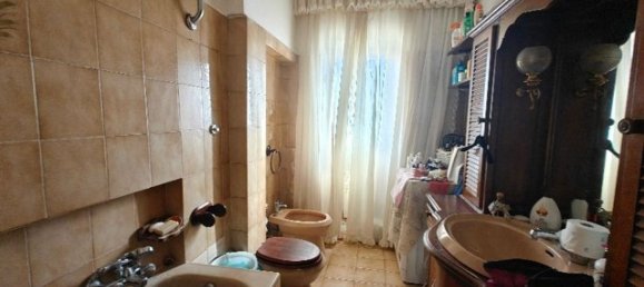 2 bedrooms Apartment in Rome, Italy No. 377562 16