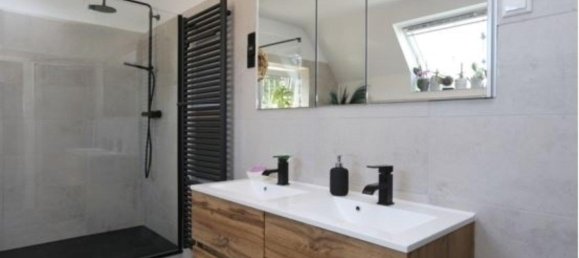 6 rooms House in Wesel, Germany No. 261421 3