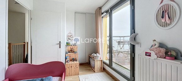 3 bedrooms Duplex in Saint-Cyr-l'Ecole, France No. 165834 14