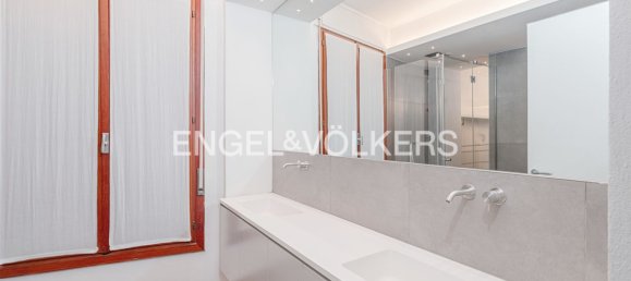 8-salle Appartement à Lecco, Italy No. 274090 17
