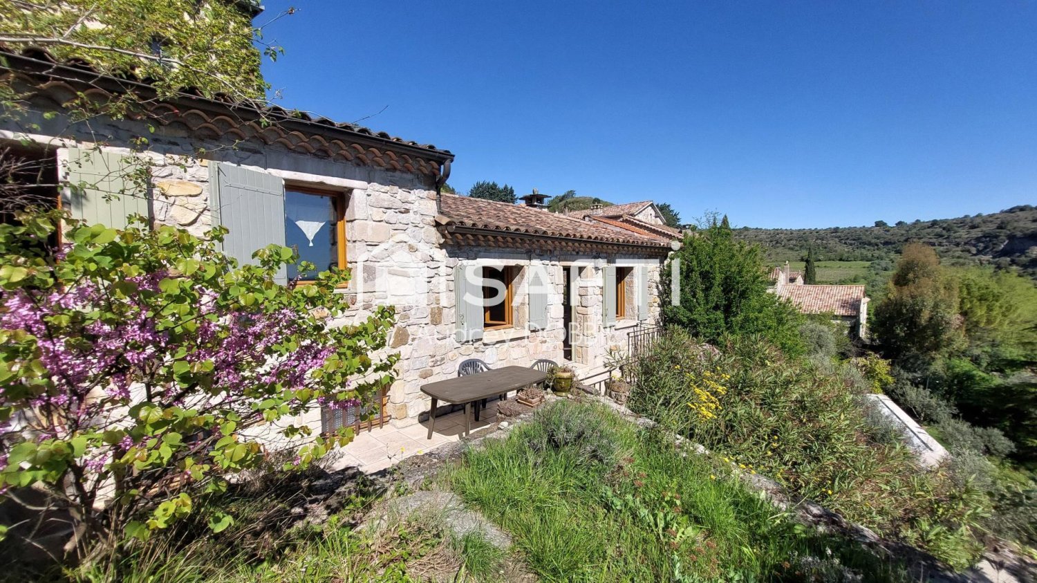 2 chambres Maison à Les Vans, France No. 238074