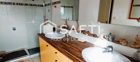 2 chambres Maison à Les Vans, France No. 238074 6