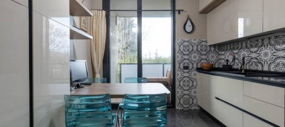 6-salle Appartement à Lucca, Italy No. 107296 6